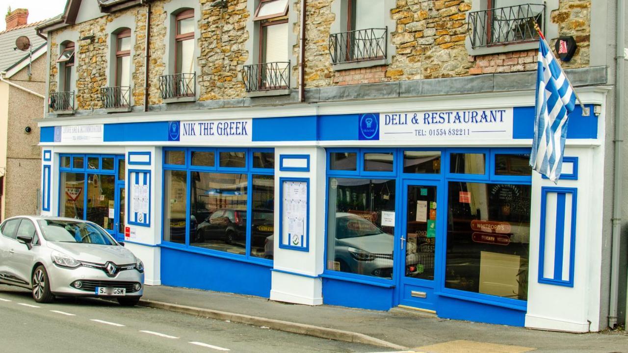 Nik The Greek Bed & Breakfast Burry Port Exterior photo
